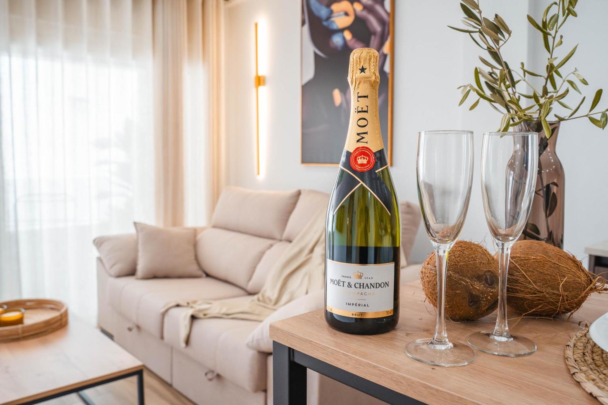 Apartamento Boutique Beluga Garrucha Buitenkant foto
